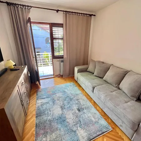 Jadranka Apartment Dramalj